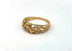 Stylish 14kt Hearts Band