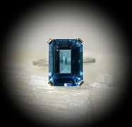 Bold 18K White Gold Blue Topaz Ring