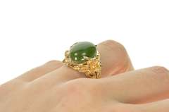 10K Yellow Gold 1960's Nephrite Flower Blossom Cocktail Ring