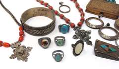Group Lot of Miscellaneous Jewelry