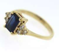Amazing Yellow Gold Sapphire and Diamond Ring