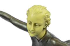 Ice Skater Sport Arena Sculpture Statue