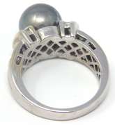 Elegant 14kt White Gold Pearl and Diamond Ring