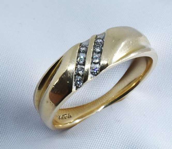 Men's Classy 8 Diamond Ring in 14K