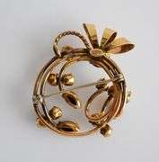 Signed 12KGF Pendant Brooch With Onyx and Faux Pearls