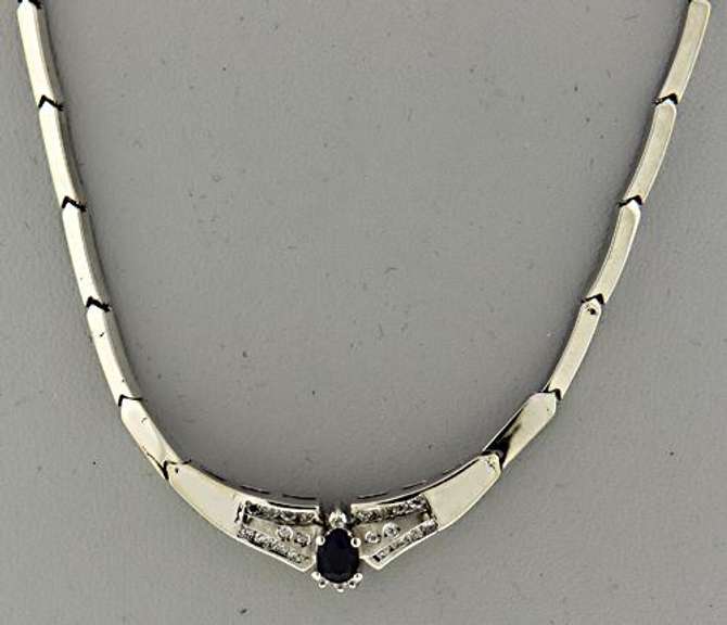 Charming 18kt Sapphire and Diamond Necklace