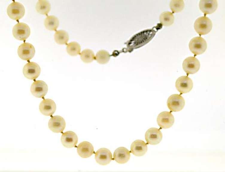 Simple 6.5mm Pearl Necklace