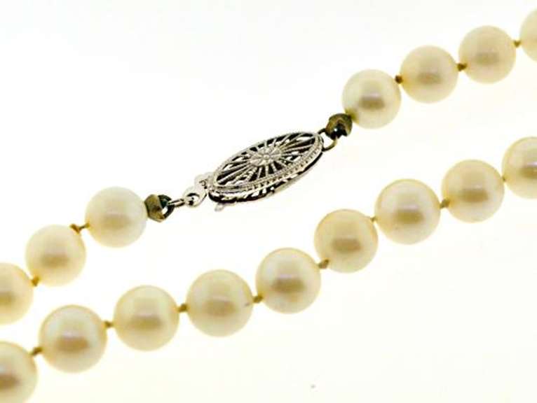 Simple 6.5mm Pearl Necklace