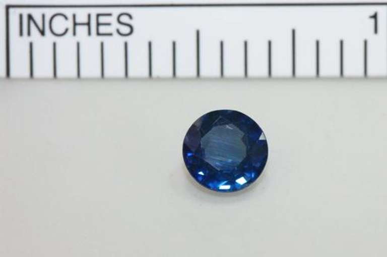 Stunning Natural Sapphire - 0.78 ct.