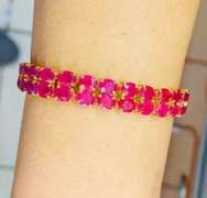 Stunning 31.00 Carat Ruby Bracelet in 14kt Gold