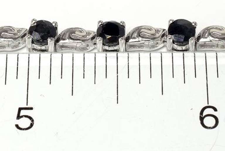 Elegant Blue Sapphire Bracelet in Sterling Silver