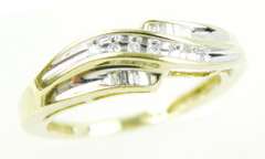 Pretty Ring of Round & Baguette Diamonds, Size 7