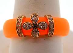 Preciosa 'A La Mode' Orange Clover Ring