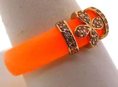 Preciosa 'A La Mode' Orange Clover Ring