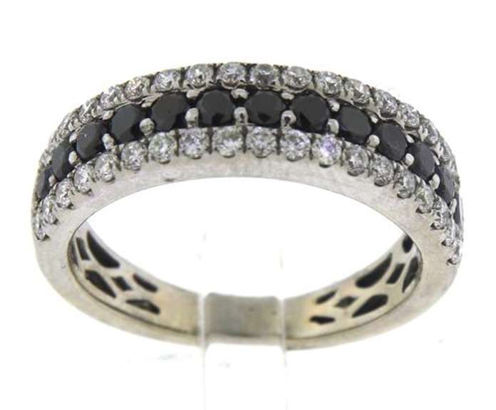 Charming 18kt White & Black Diamond 3 Row Band