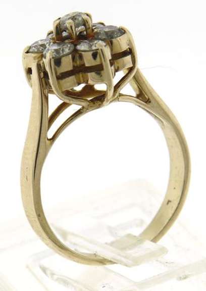 Fabulous Diamond Flower Ring in Yellow Gold