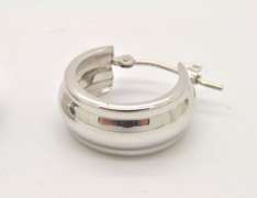 14 KT LADIES LOOP EARRINGS