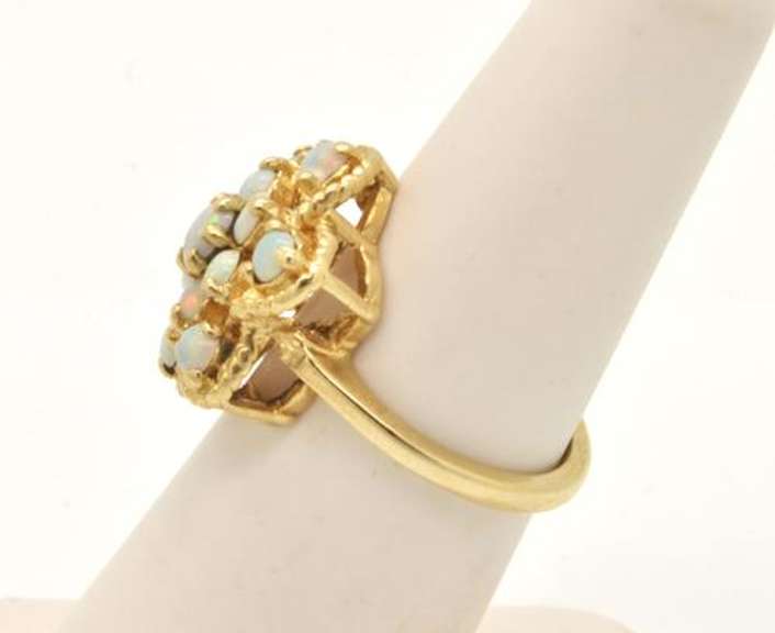 LADIES 14 KT YELLOW GOLD OPAL RING