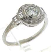 Glowing 18kt Vintage Diamond Engagement Ring