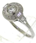 Glowing 18kt Vintage Diamond Engagement Ring