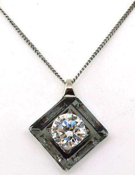 Preciosa Precious Pendant