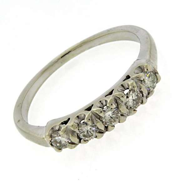 Classy 14kt WG 5-Stone Round Diamond Band