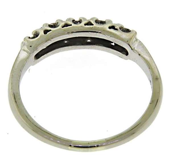 Classy 14kt WG 5-Stone Round Diamond Band