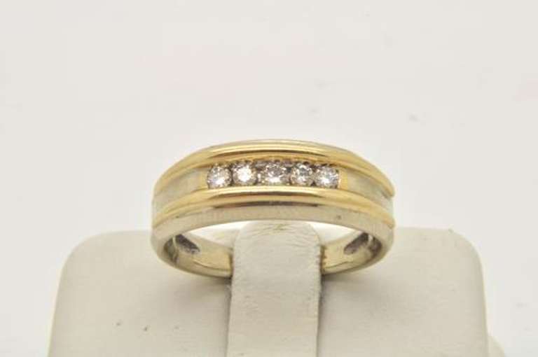 MENS 14 KT WHITE GOLD DIAMOND BAND WITH YELLOW ACCENT