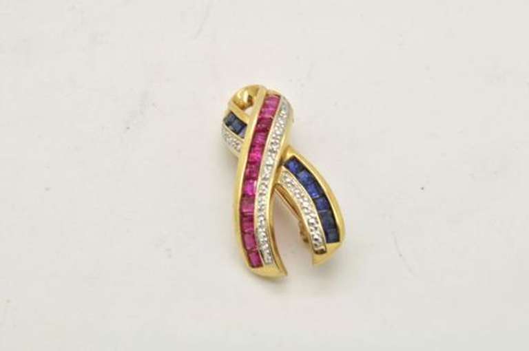 LADIES 14 YELLOW GOLD SAPPHIRES AND DIAMOND BROOCH