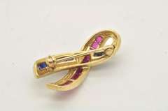 LADIES 14 YELLOW GOLD SAPPHIRES AND DIAMOND BROOCH