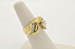 LADIES 14 KT YELLOW GOLD DIAMOND RING