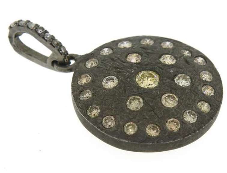 Beautiful Silver OX Diamond Clister Circle Pendant