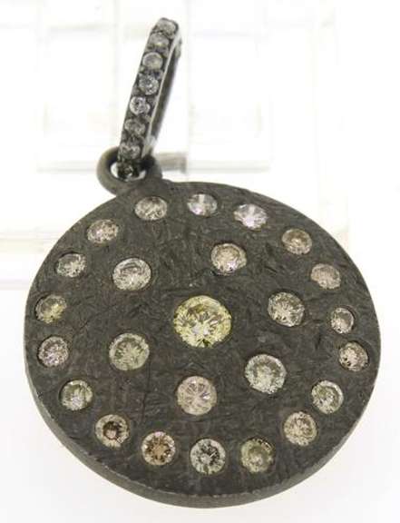 Beautiful Silver OX Diamond Clister Circle Pendant