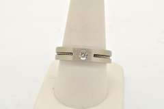 MENS 14 KT WHITE GOLD WEDDING BAND WITH DIAMOND
