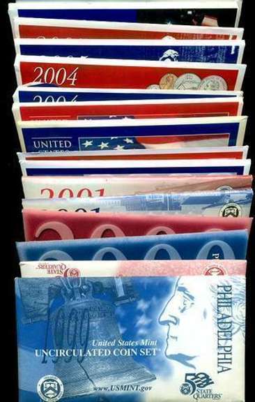 Run of 8 Modern US Mint Sets: 1999-2006