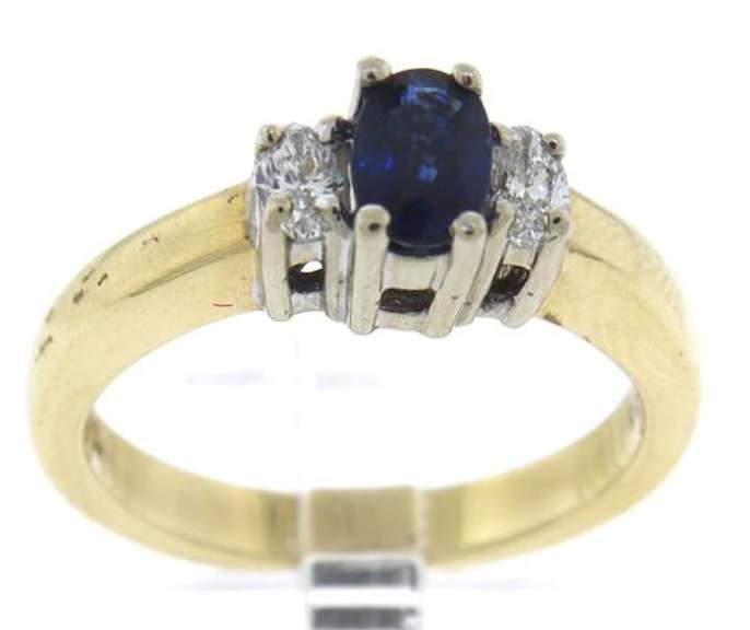 Lovely Sapphire and Oval Diamond Ring
