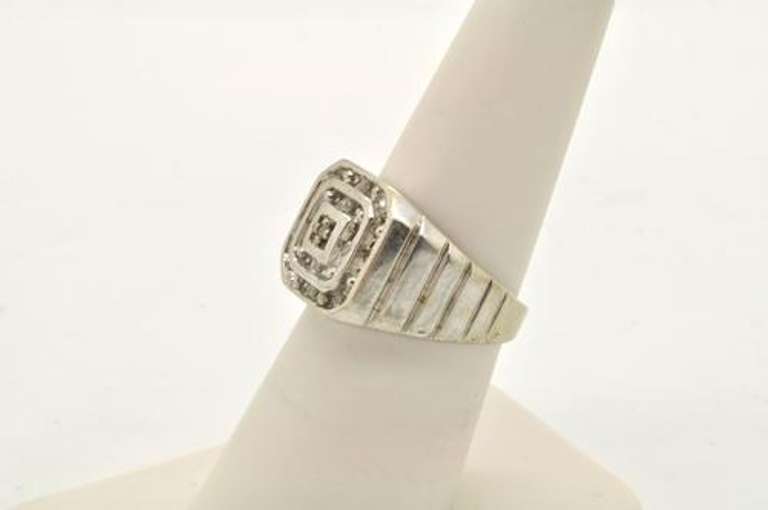 MENS WHITE GOLD DIAMOND RING
