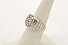 MENS WHITE GOLD DIAMOND RING