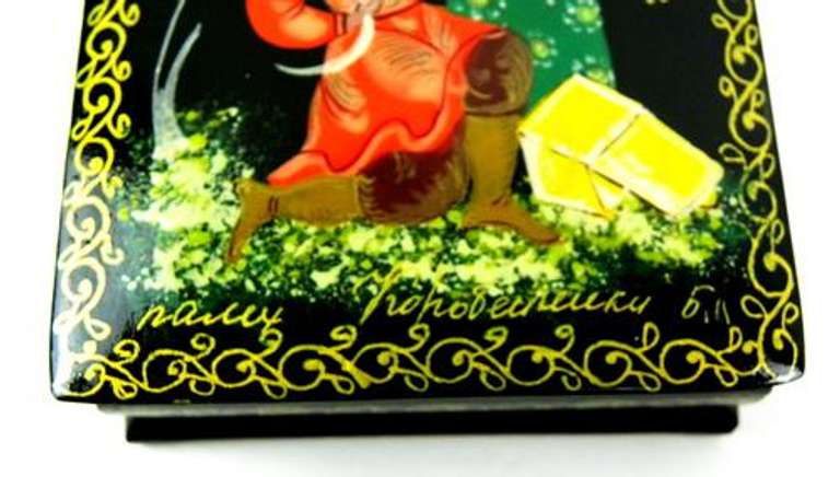 Artist Signed Vintage Handpainted Russian Box