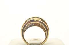 LADIES 10 KT YELLOW GOLD DIAMOND BAND