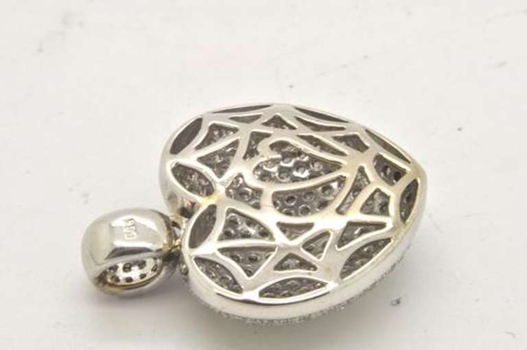 14 KT WHITE GOLD DIAMOND HEART PENDANT
