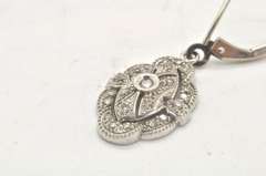 LADIES 14 KT WHITE GOLD DIAMOND HANGING EARRINGS