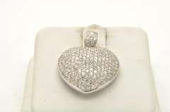 14 KT WHITE GOLD DIAMOND HEART PENDANT