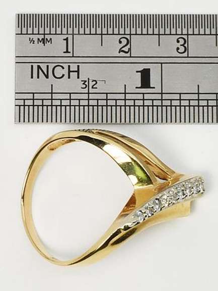 Dramatic 9 Diamond Ring in 14K