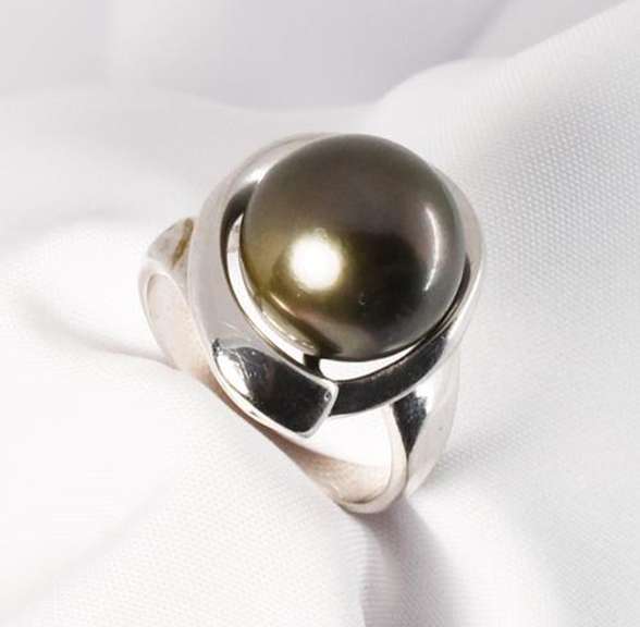 Audacious 12mm Black Pearl Ring in .925 Silver