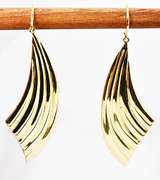 Graceful Swoosh Earrings in 14K
