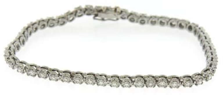 Elegant Platinum 3ctw Diamond Tennis Bracelet