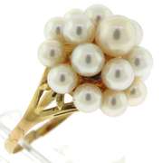 Elegant 18kt Pearl Cluster Ring