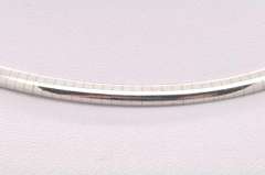 14 KT ITALY LADIES OMEGA NECKLACE