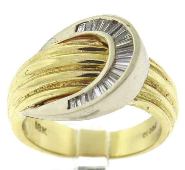 Handsome 18kt Baguette Diamond Horseshoe Ring